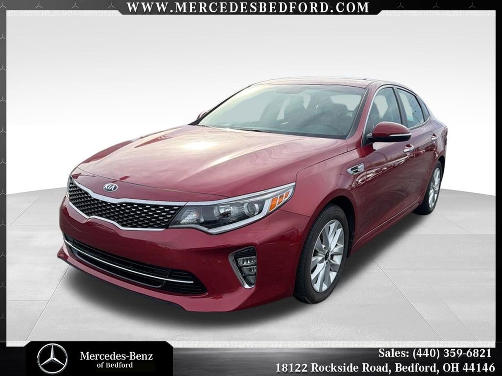 Used 2018 Kia Optima S FWD image 1