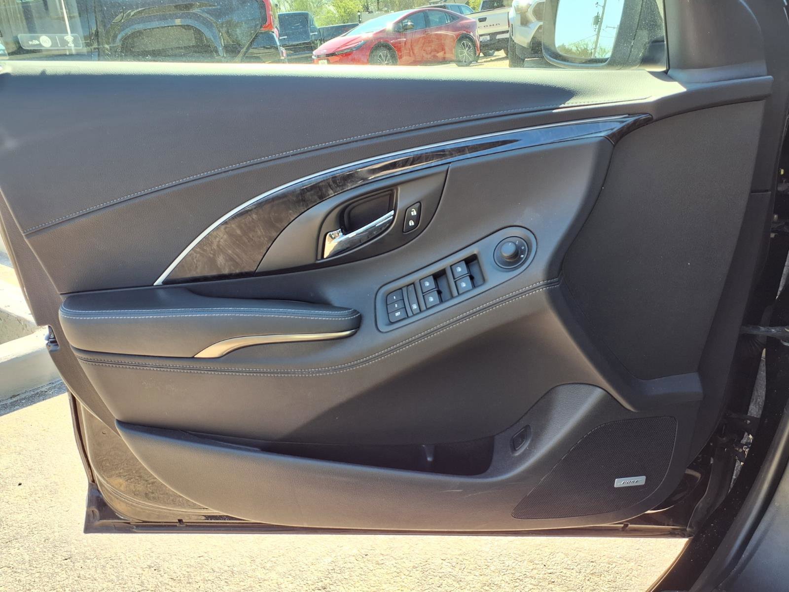 Used 2016 Buick LaCrosse Premium image 19