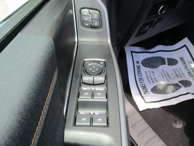 Used 2025 Ford F150 Lariat w/ Equipment Group 502A High AWD/4WD image 11