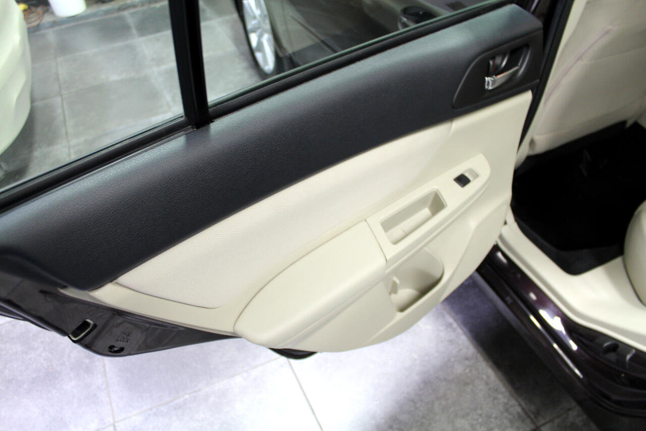 Used 2012 Subaru Impreza 2.0i Premium w/ All-Weather Pkg image 18