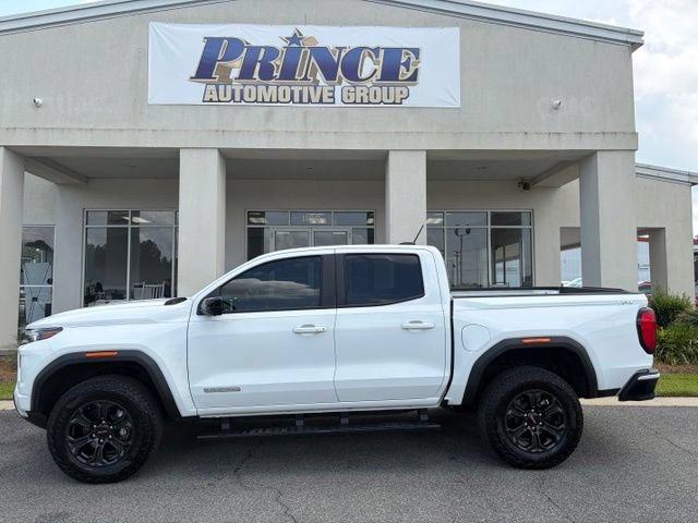 Used 2025 GMC Canyon Elevation w/ Technology Package AWD/4WD image 1