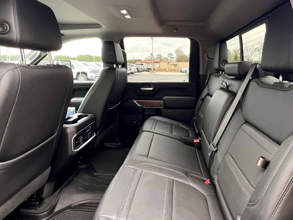 Used 2023 GMC Sierra 3500 Denali w/ Denali Ultimate Package image 21