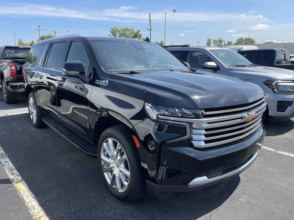 Used 2023 Chevrolet Suburban High Country w/ Max Trailering Package AWD/4WD image 13
