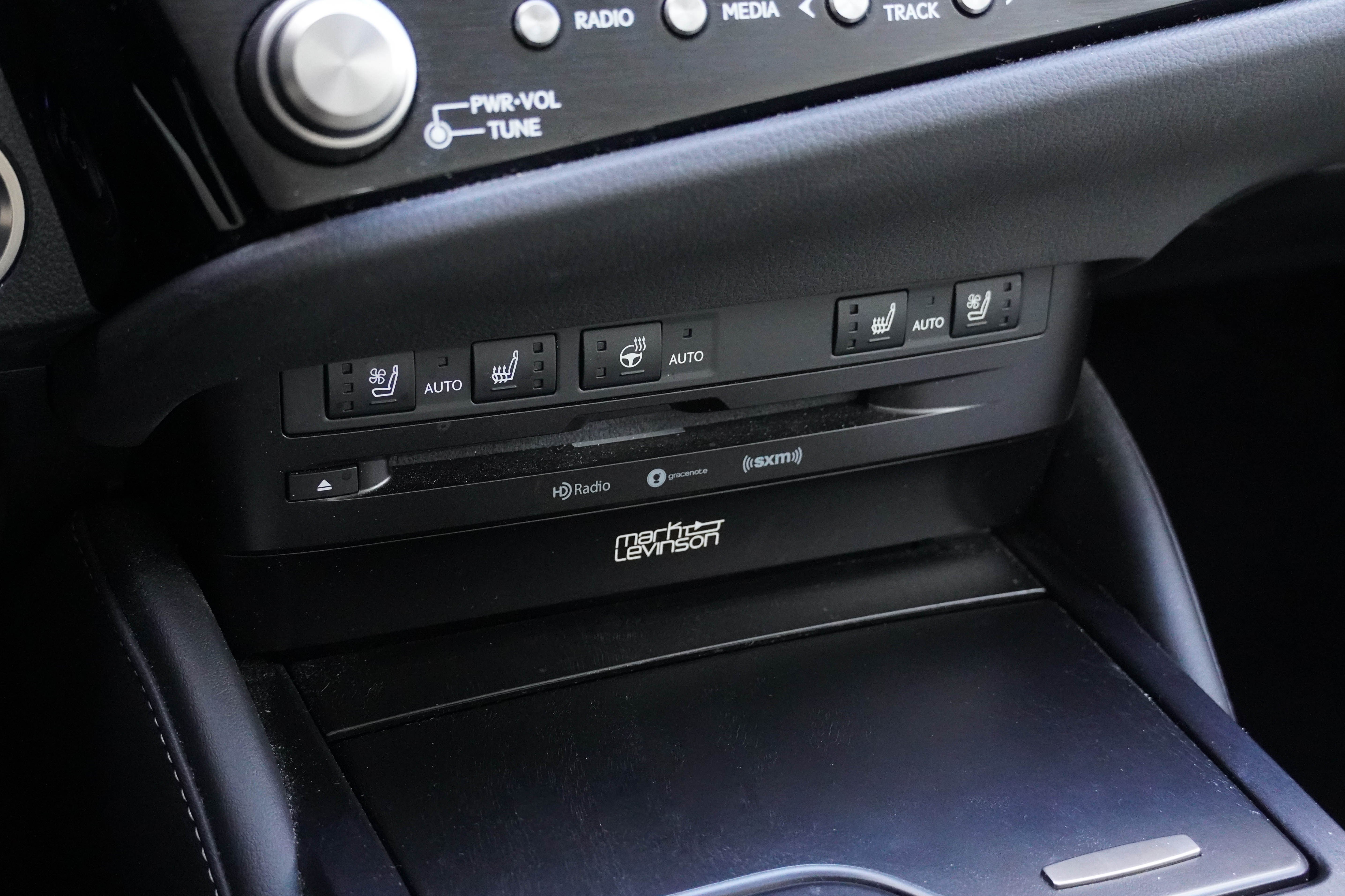 Used 2022 Lexus ES 300h w/ Premium Package FWD image 28