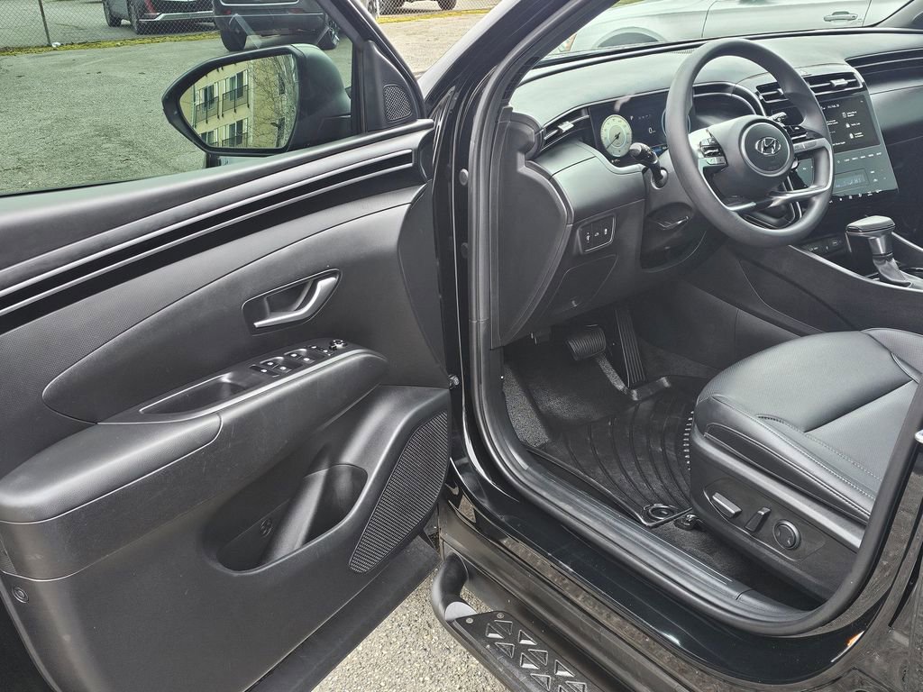 Used 2024 Hyundai Santa Cruz Night image 17