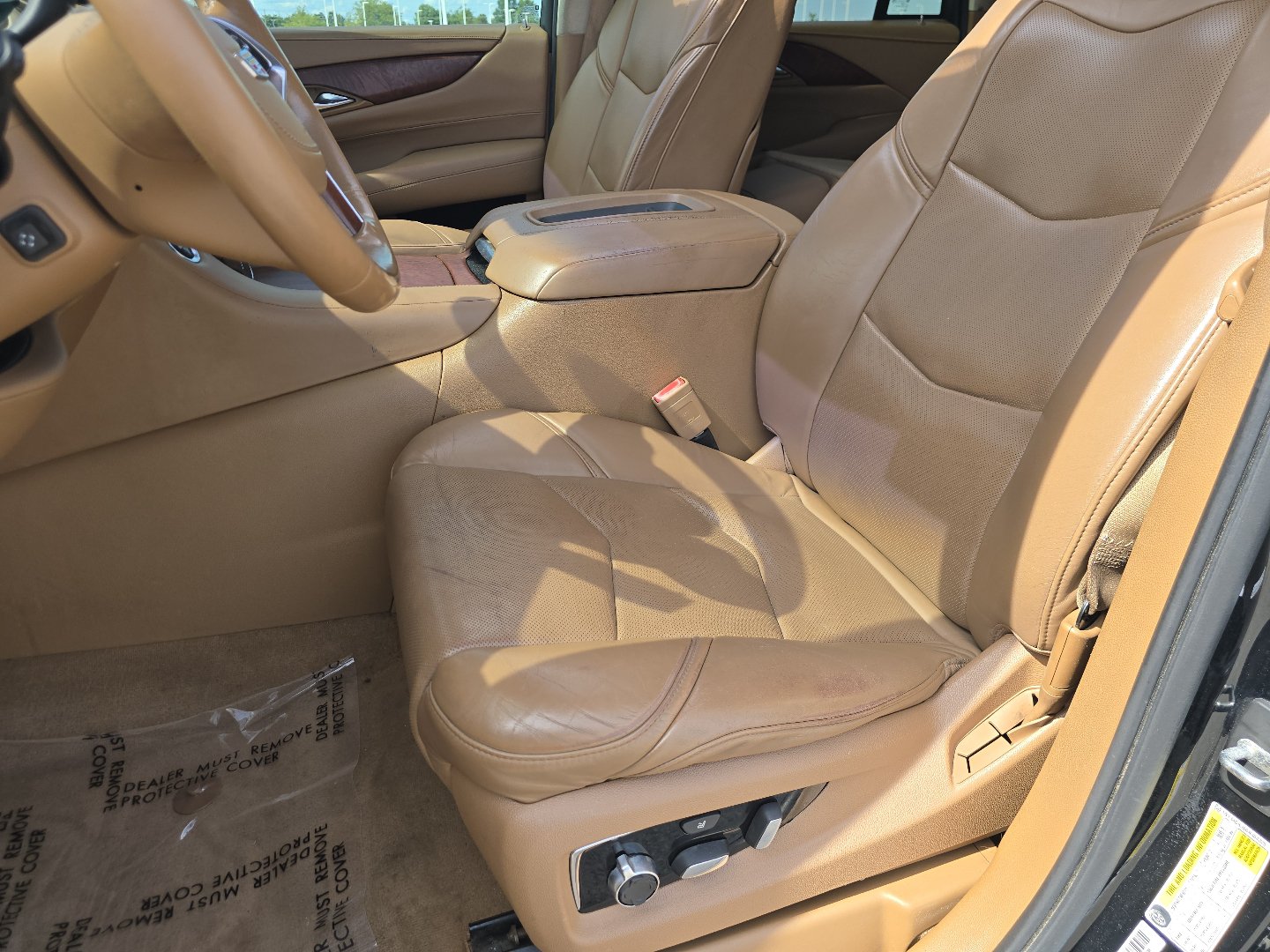 Used 2016 Cadillac Escalade Platinum AWD/4WD image 28