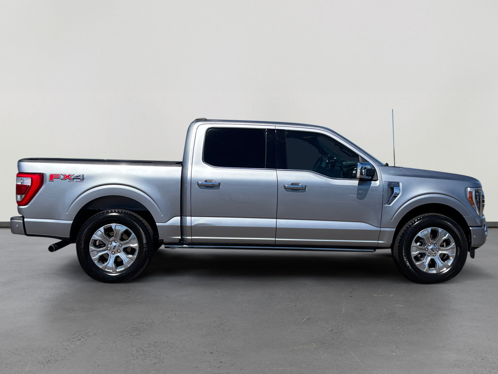 Used 2022 Ford F150 Platinum w/ Equipment Group 701A High image 6