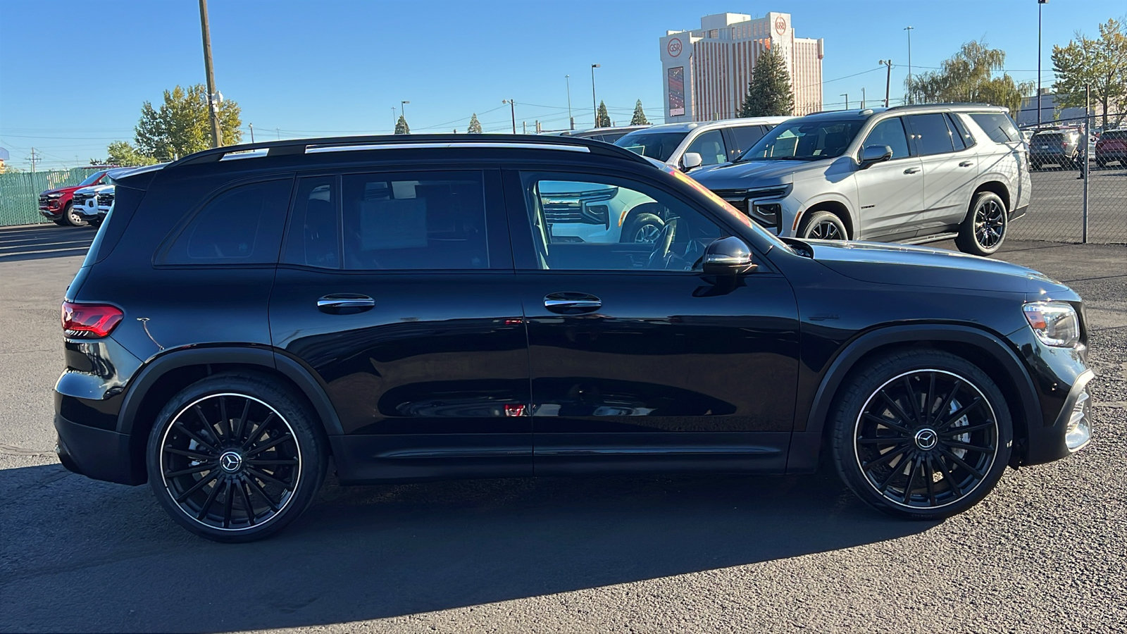 Used 2023 Mercedes-Benz GLB 35 AMG 4MATIC image 4
