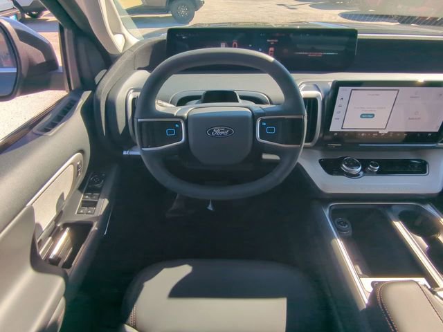 New 2025 Ford Expedition Max Active image 7