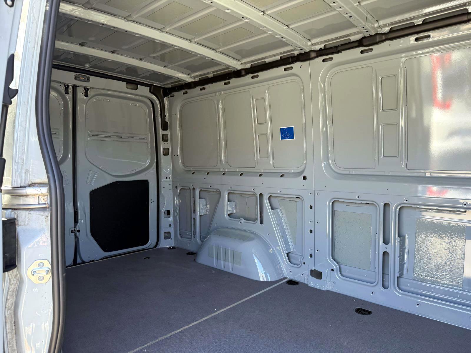 Used 2024 Mercedes-Benz Sprinter 144 Cargo image 10