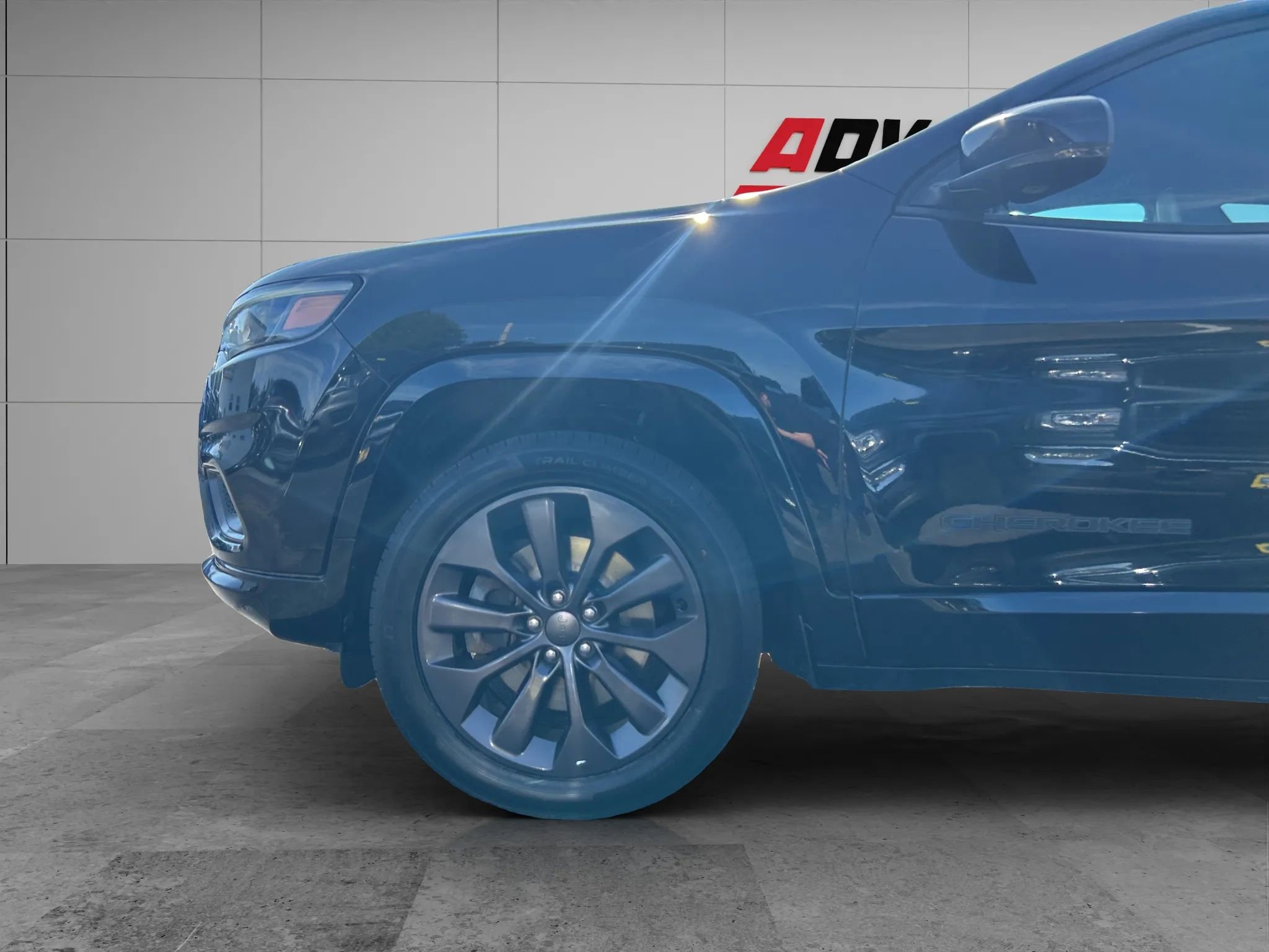 Used 2019 Jeep Cherokee High Altitude image 27