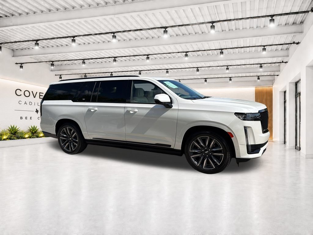 Used 2024 Cadillac Escalade ESV Sport Platinum w/ LPO, Floor Liner Package AWD/4WD image 17