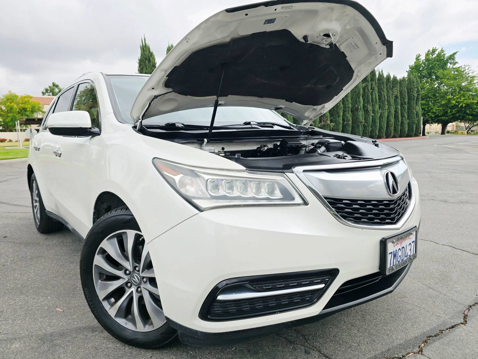 Used 2016 Acura MDX SH-AWD w/ Tech & Entertainment image 4