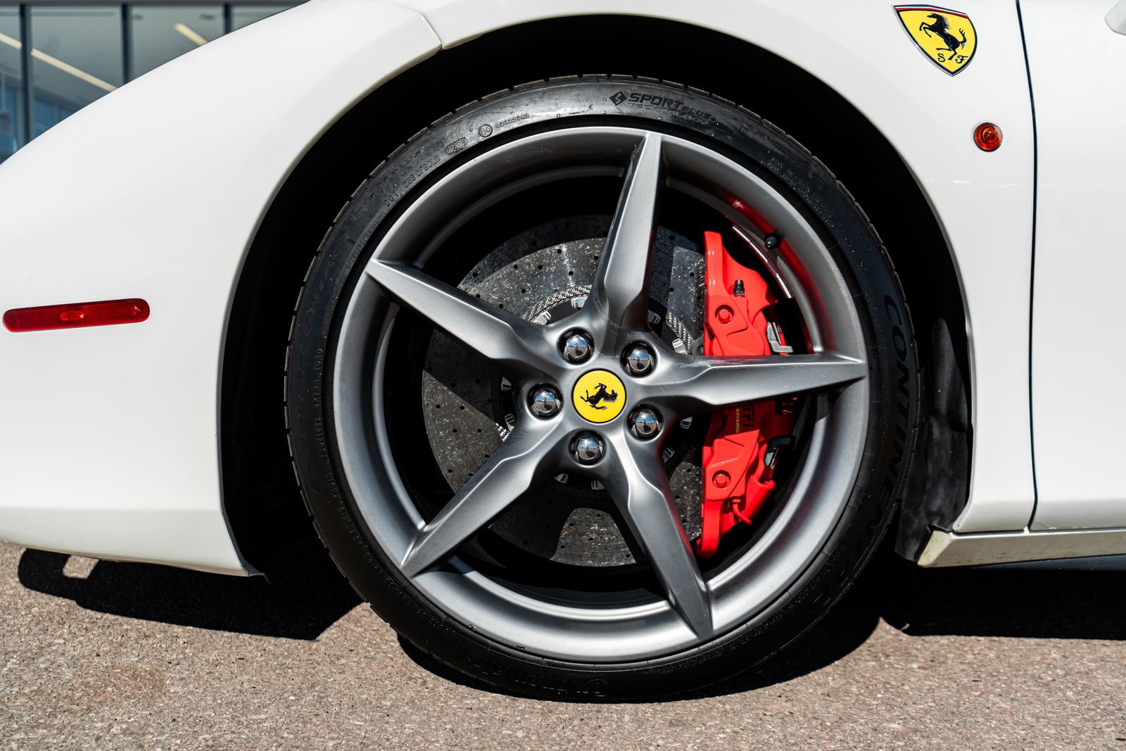 Used 2017 Ferrari 488 Spider image 6