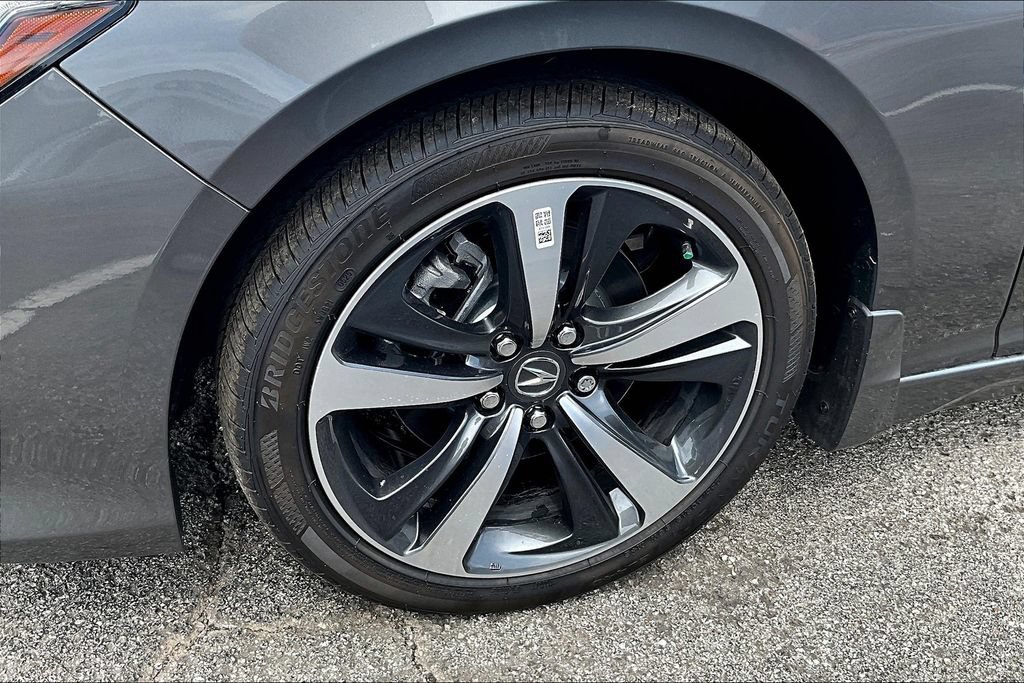 Used 2025 Acura TLX w/ Technology Package FWD image 28