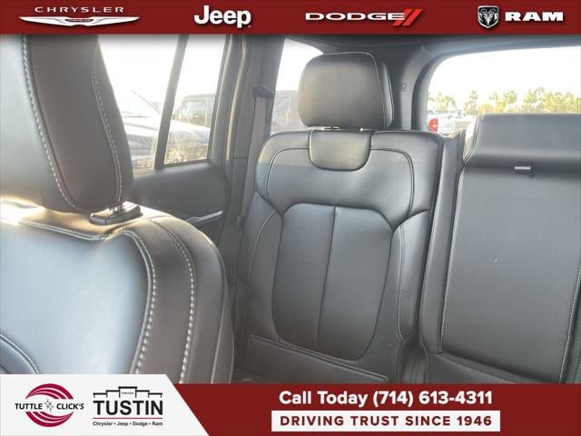 New 2027 Jeep Grand Cherokee Limited w/ Limited Altitude Package RWD image 38