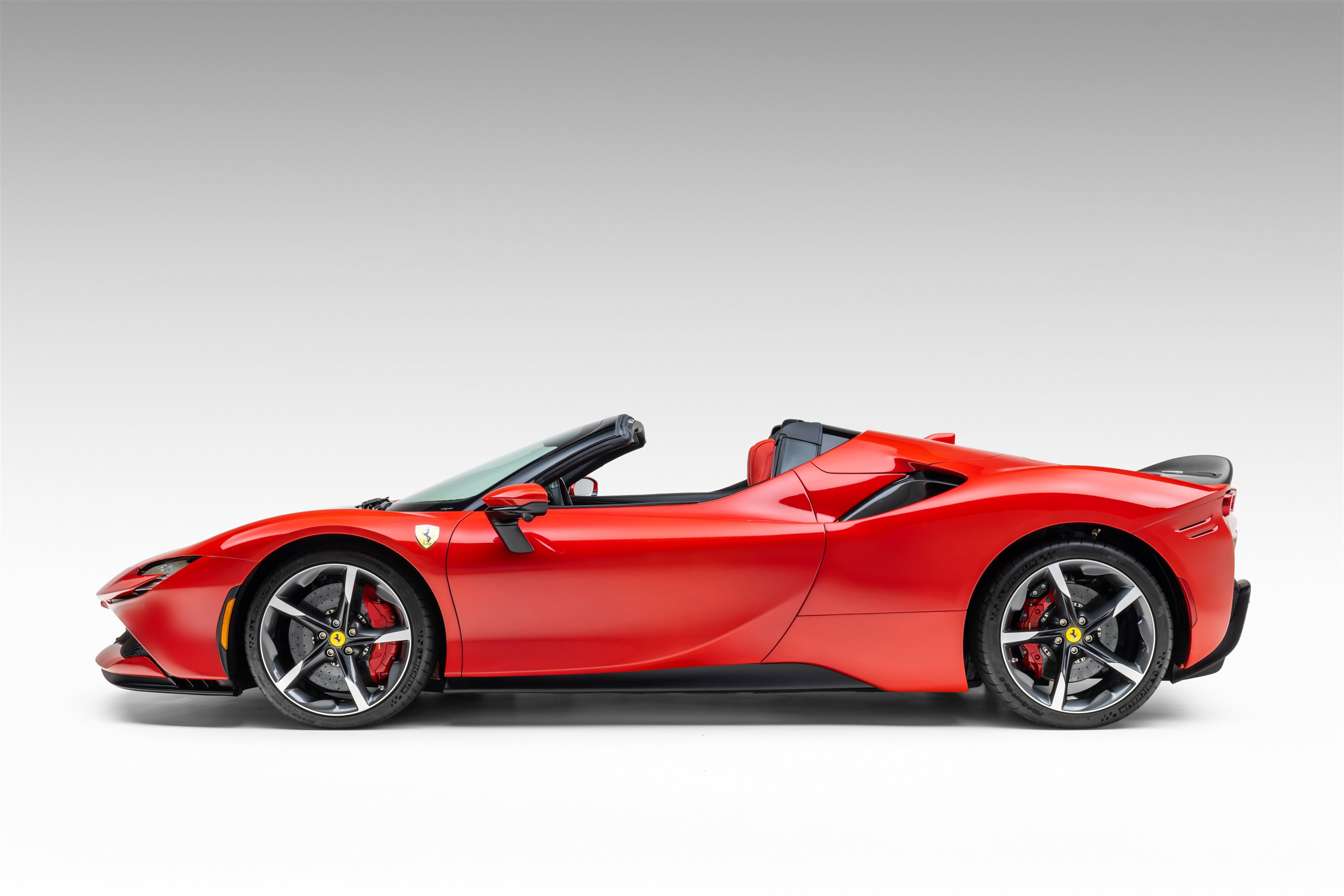 Certified 2023 Ferrari SF90 Spider image 7