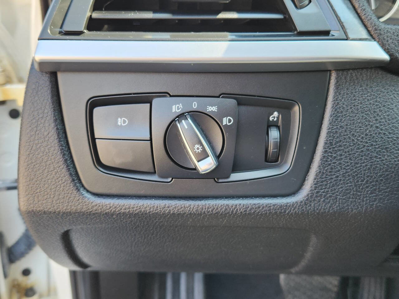 Used 2014 BMW 328i xDrive Sedan image 21