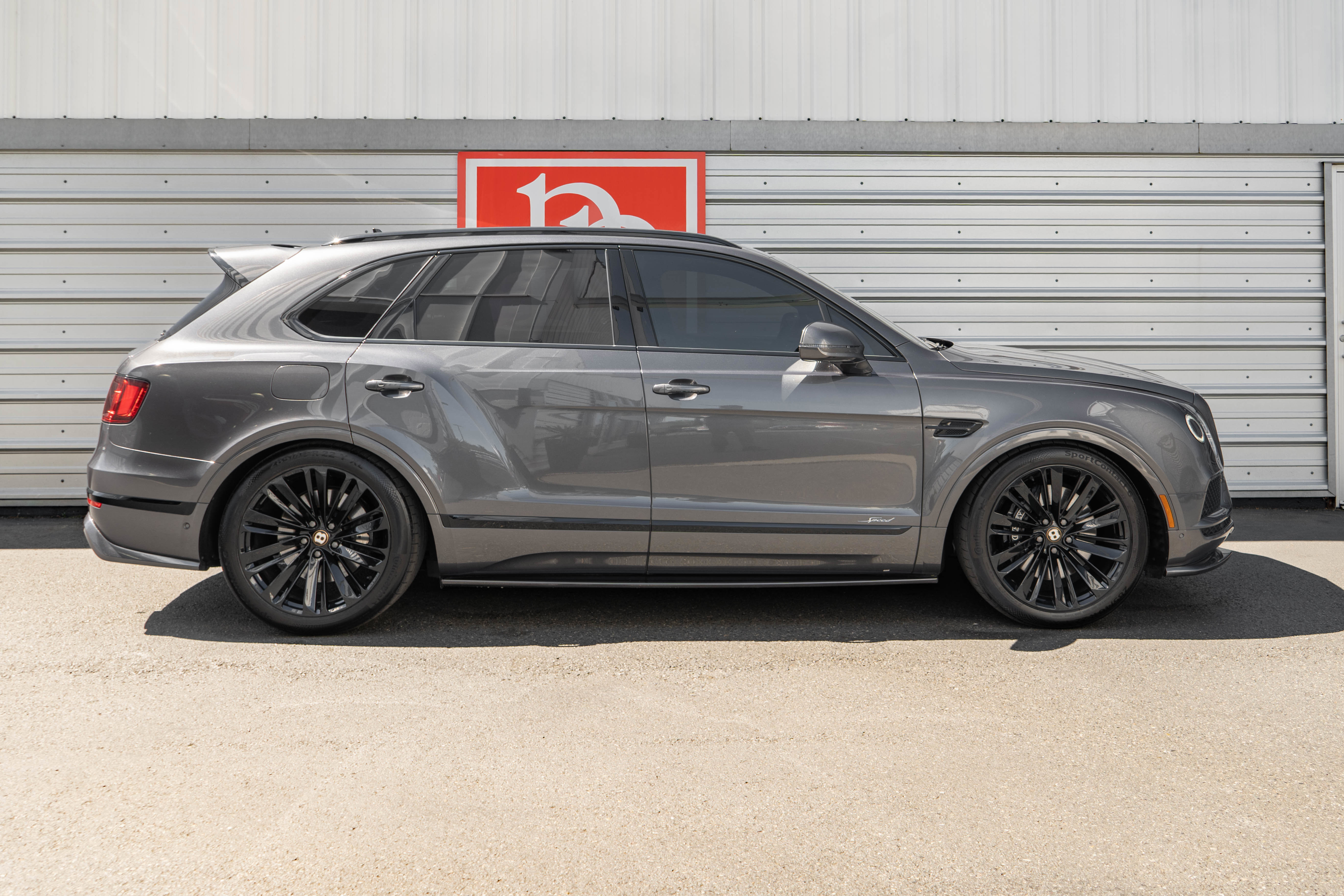 Used 2020 Bentley Bentayga Speed AWD/4WD image 42
