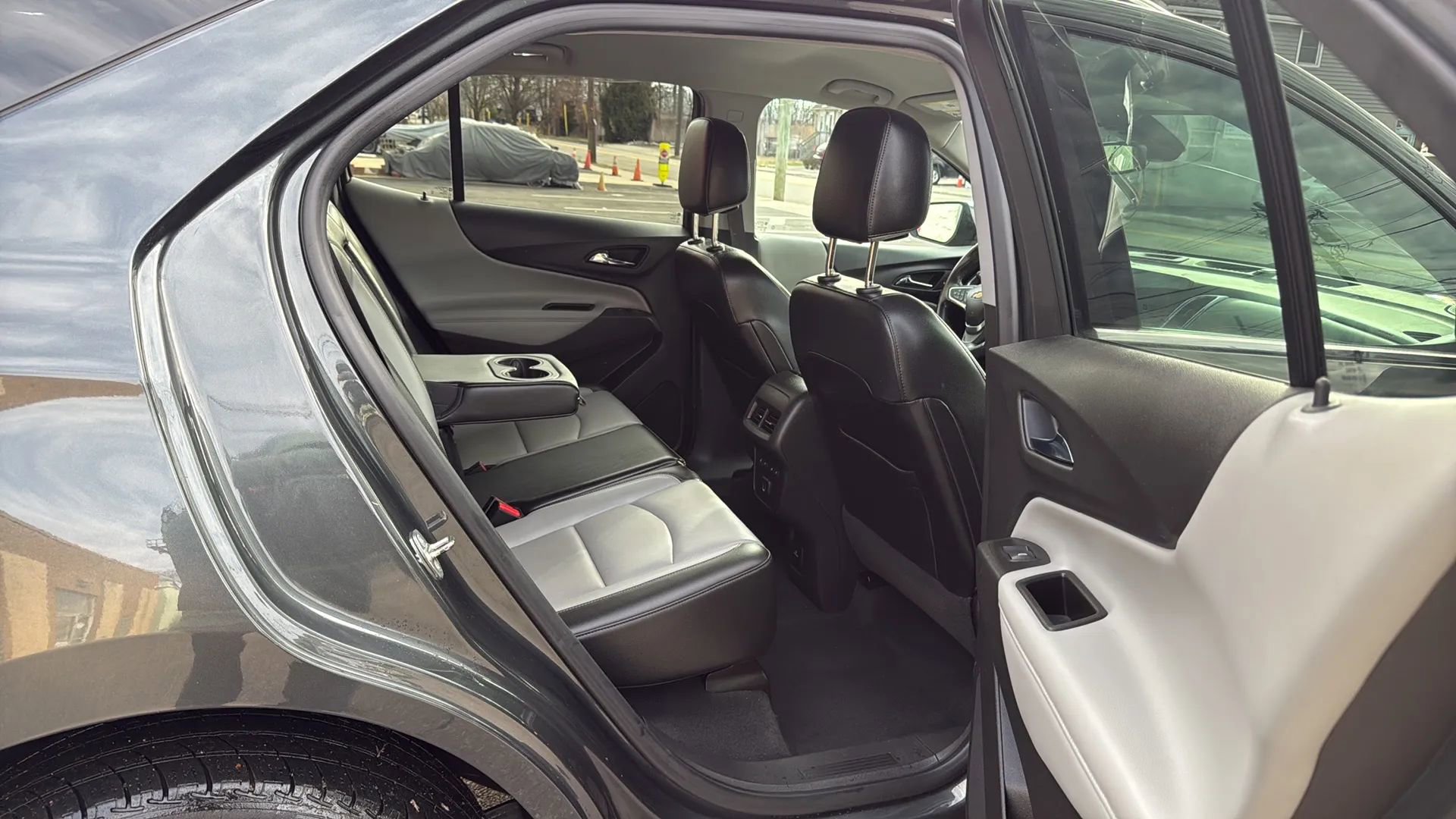 Used 2019 Chevrolet Equinox Premier AWD/4WD image 26
