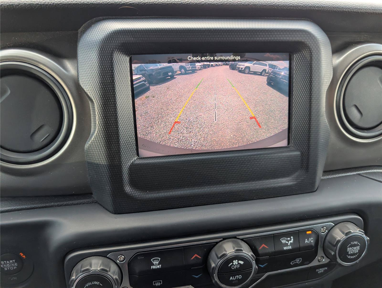 Used 2019 Jeep Wrangler Unlimited Sport S AWD/4WD image 27