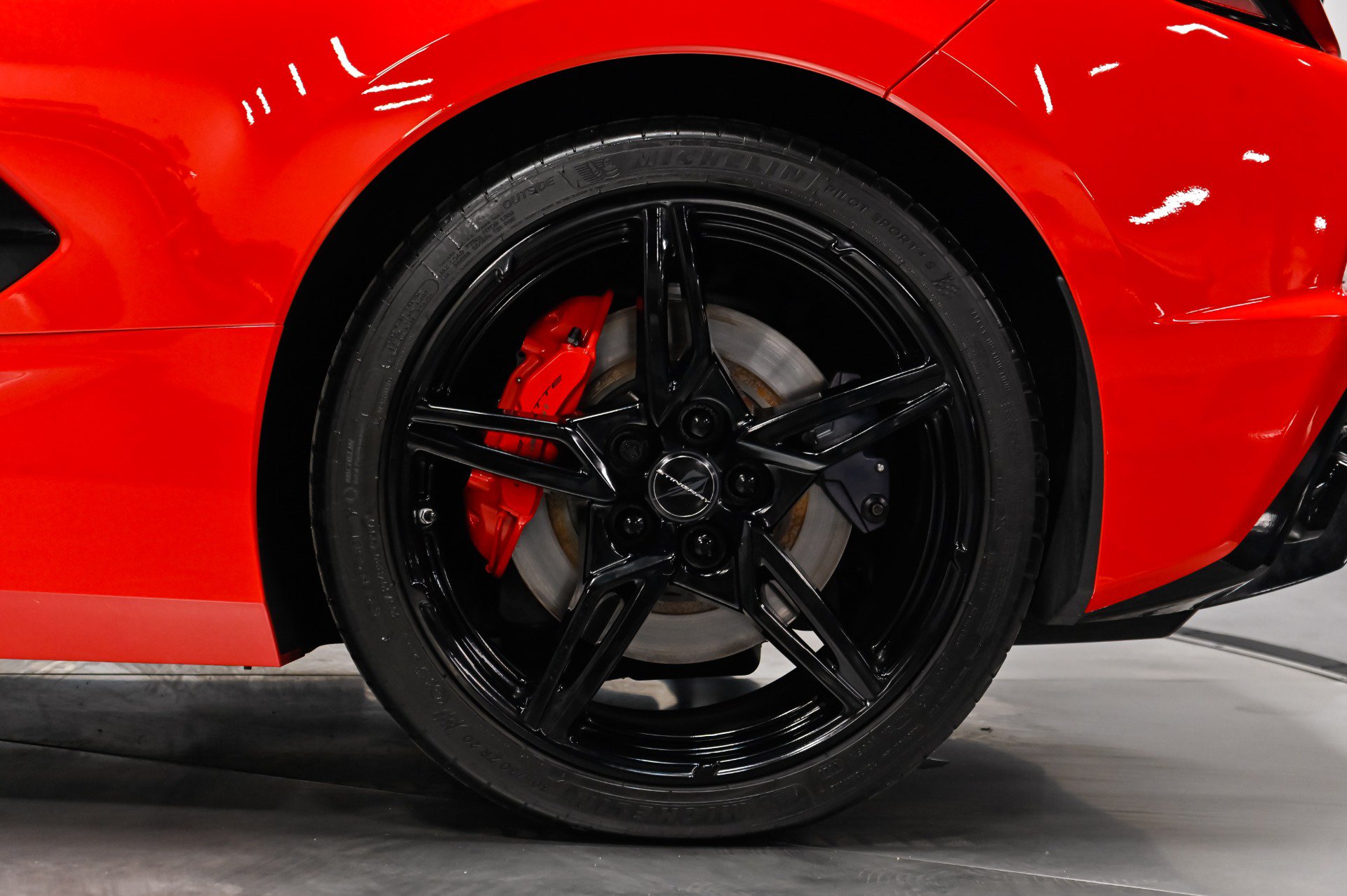 Used 2022 Chevrolet Corvette Stingray Preferred Cpe w/ Z51 Performance Package RWD image 23
