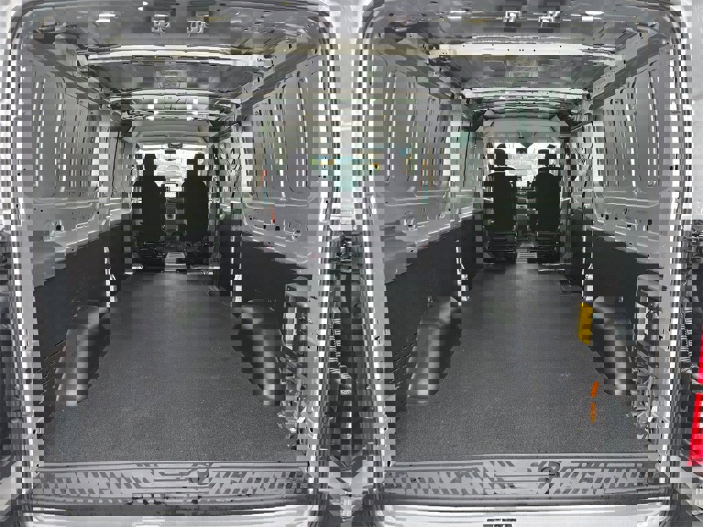 Used 2023 Ford E-Transit Low Roof image 13