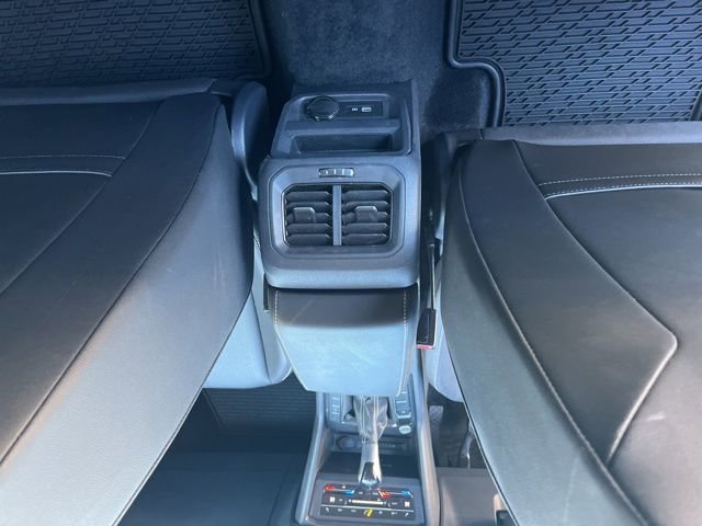 Used 2024 Volkswagen Tiguan SE image 15