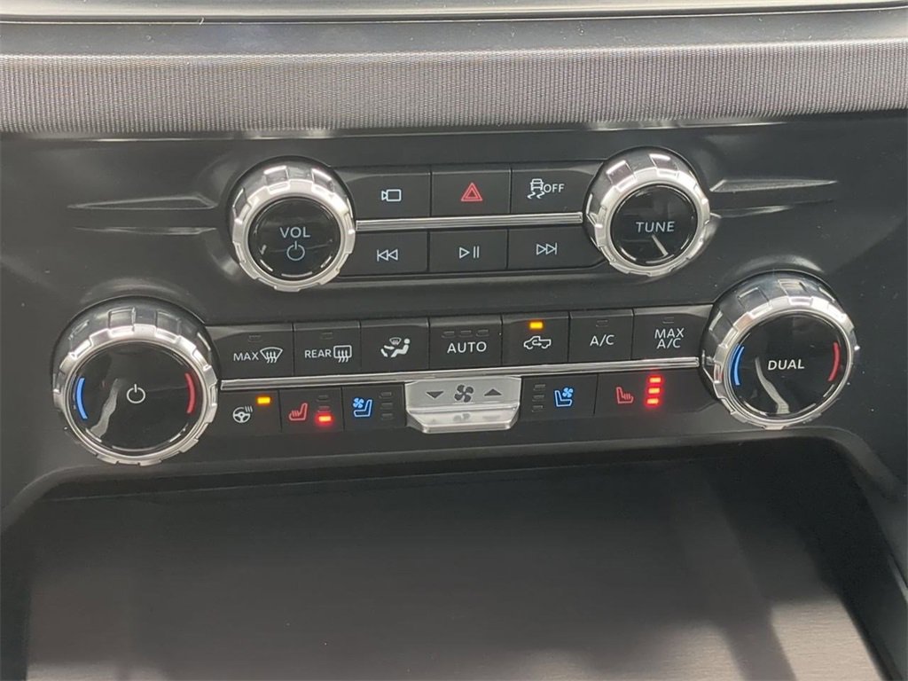 New 2026 Ford F350 Platinum image 21