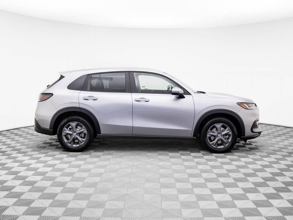Certified 2026 Honda HR-V LX image 8