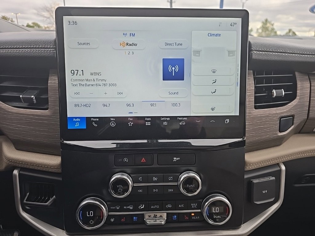 Used 2023 Ford Expedition Limited image 7