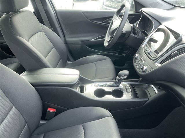 Used 2024 Chevrolet Malibu LT image 11