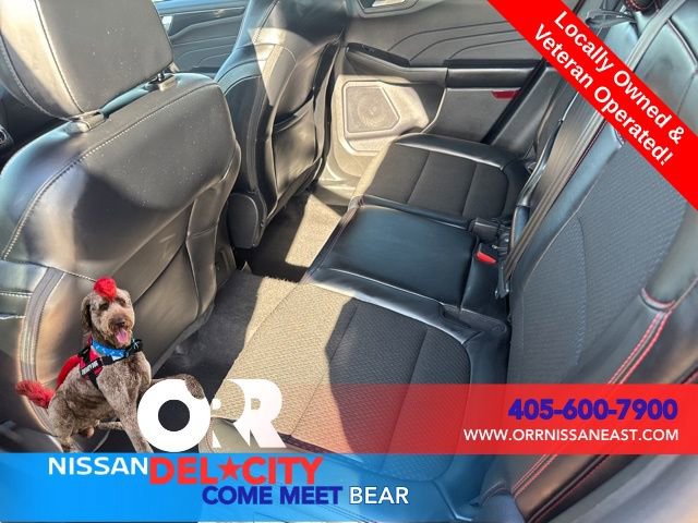Used 2025 Ford Escape ST-Line image 10