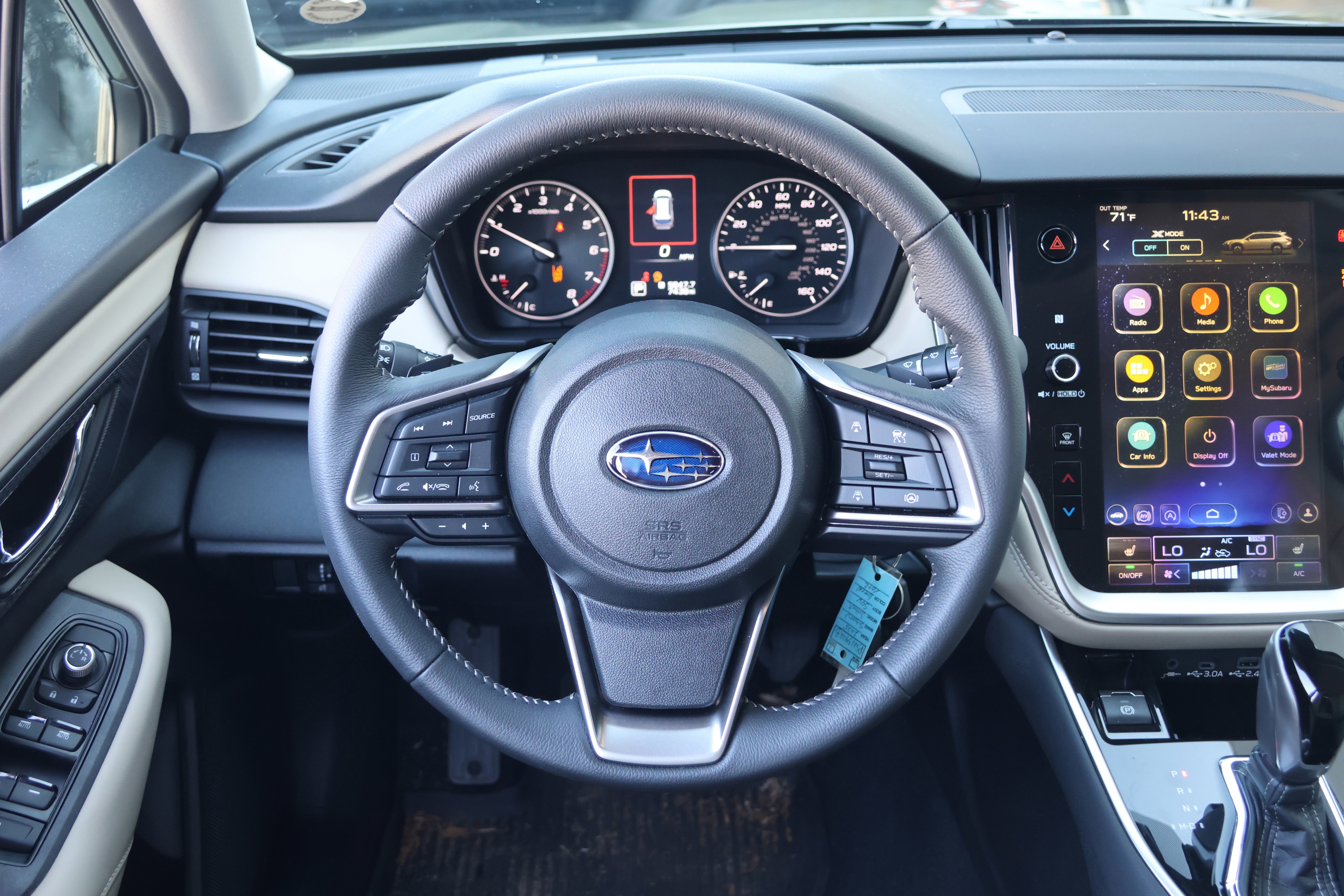 Used 2025 Subaru Outback Premium image 16