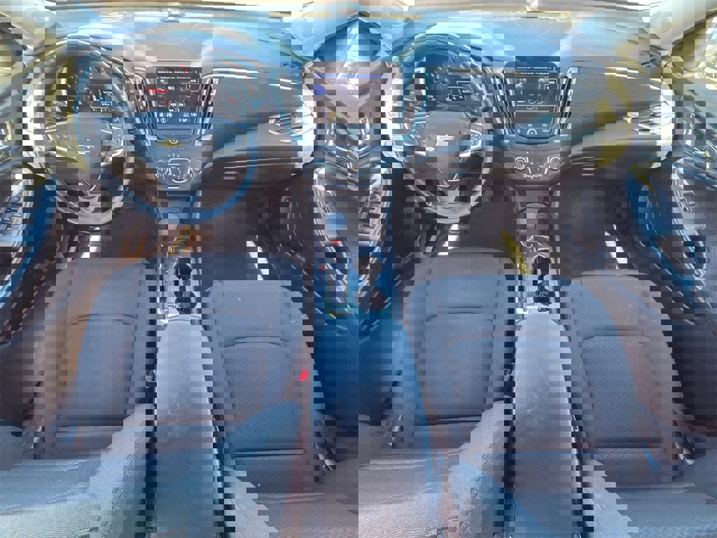 Used 2023 Chevrolet Malibu RS image 23