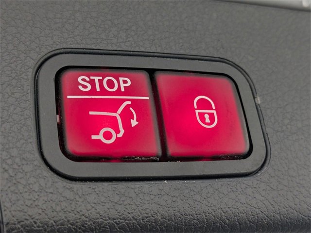 Used 2020 Mercedes-Benz GLB 250 4MATIC image 30