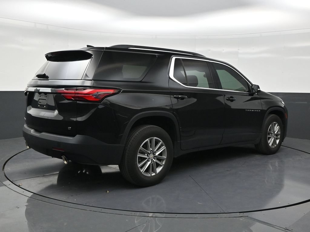 Used 2023 Chevrolet Traverse LT FWD image 5