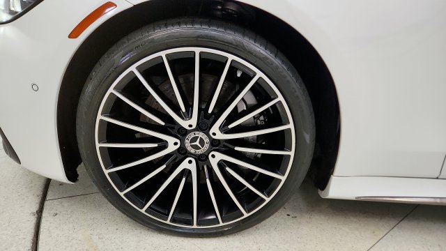 Used 2024 Mercedes-Benz S 580 4MATIC Sedan image 82