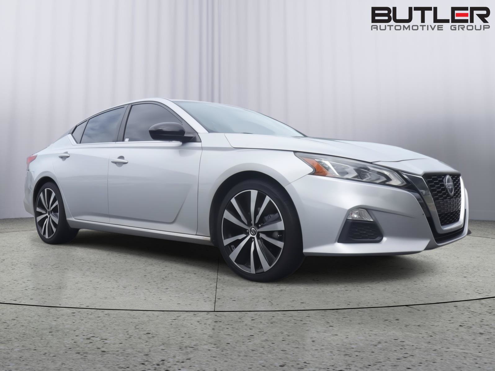 Used 2019 Nissan Altima 2.5 SR FWD image 8