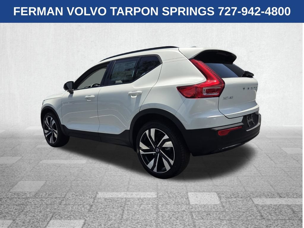 New 2026 Volvo XC40 B5 Plus w/ Climate Package AWD/4WD image 6