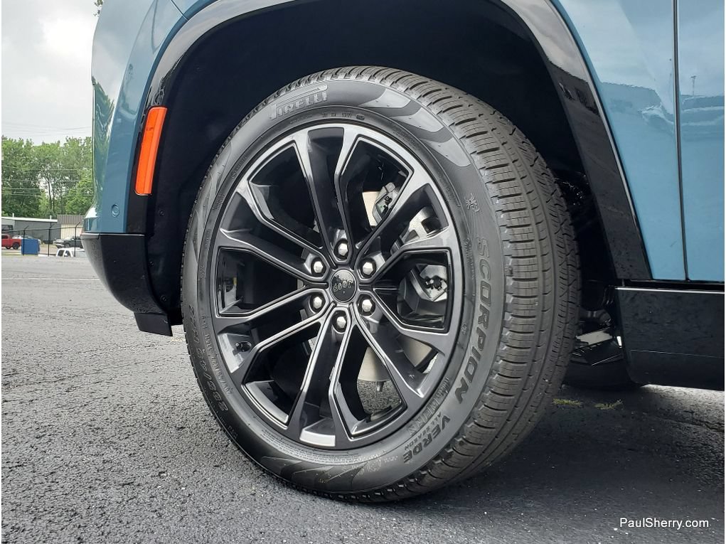 New 2026 Jeep Grand Wagoneer L Summit AWD/4WD image 12