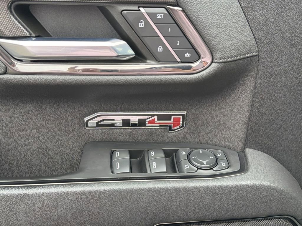 Used 2022 GMC Sierra 1500 AT4 w/ AT4 Premium Package image 15