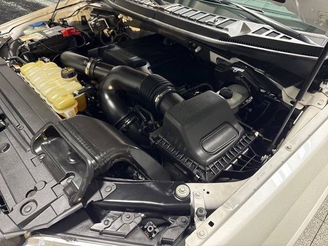 Used 2020 Ford F150 Platinum w/ Equipment Group 701A Luxury image 34