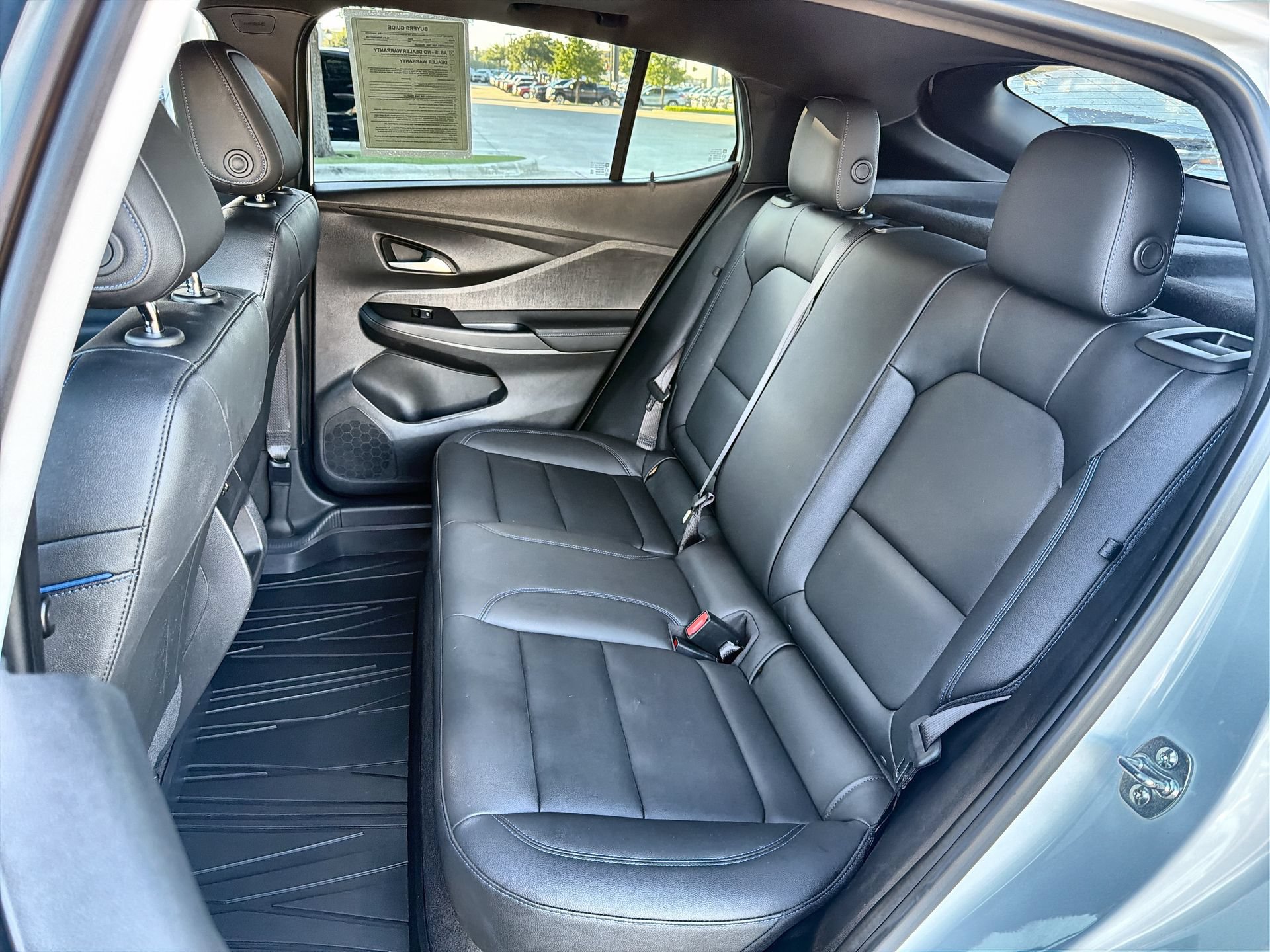 Used 2025 Buick Envista Sport Touring w/ Convenience I Package FWD image 22