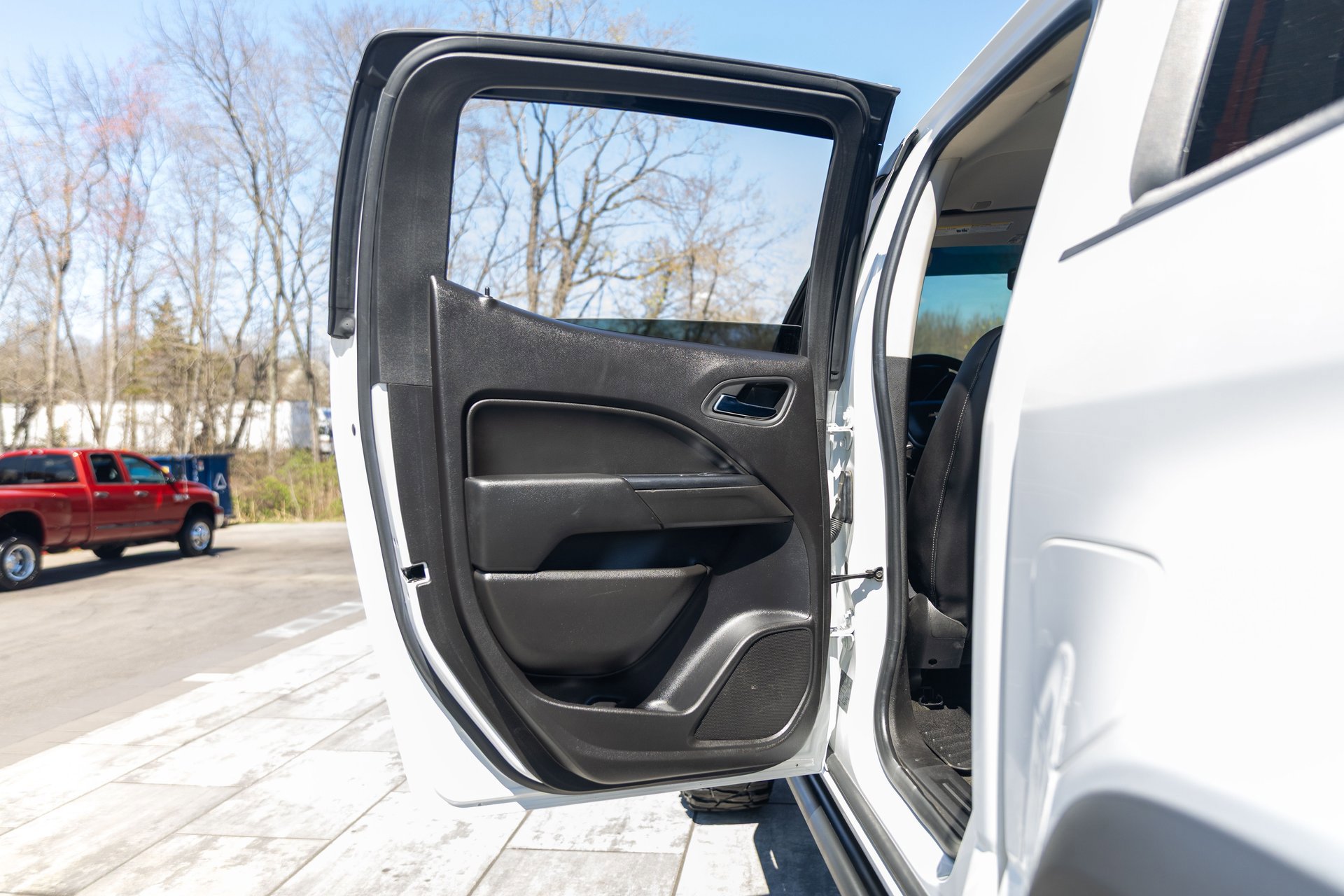 Used 2018 Chevrolet Colorado ZR2 image 31