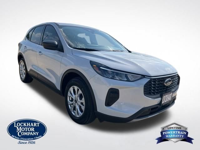 Used 2025 Ford Escape Active w/ Tech Pack #1 FWD image 1