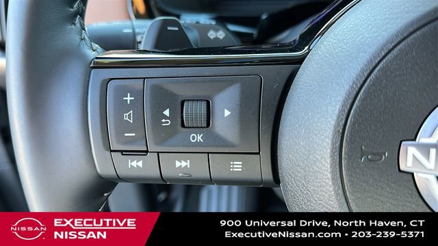 Certified 2025 Nissan Pathfinder Platinum image 13