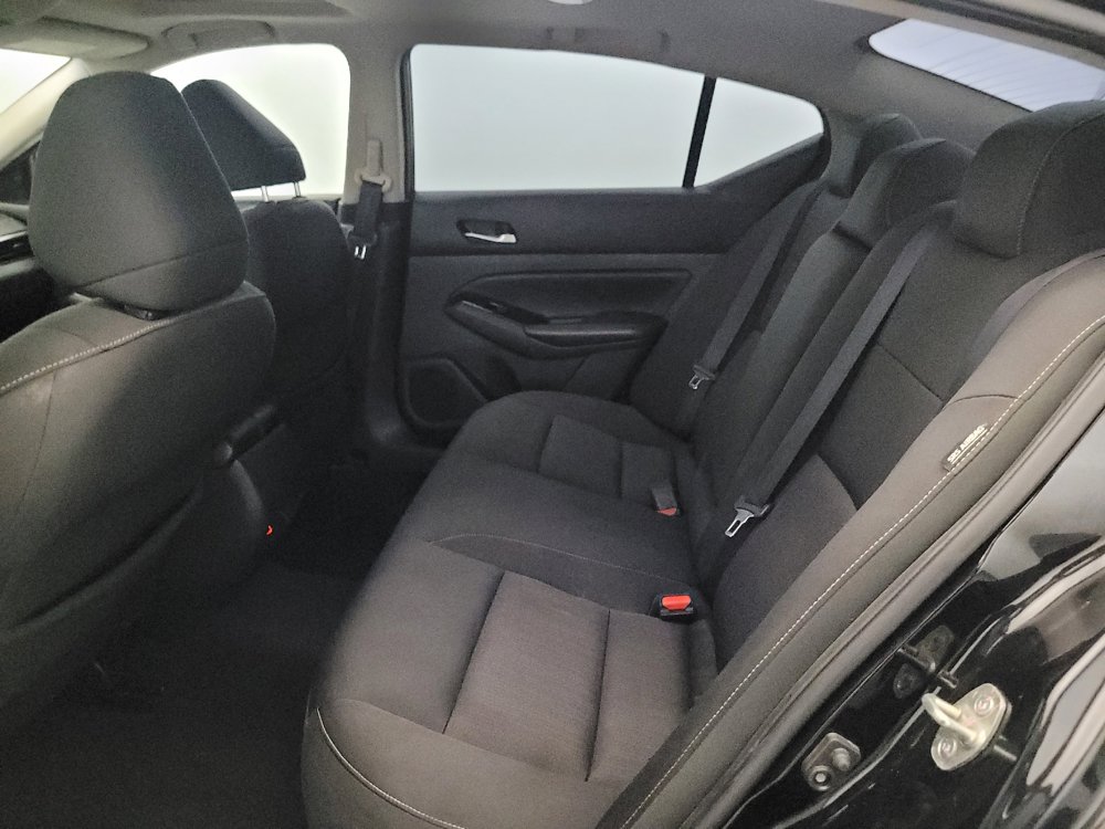 Used 2021 Nissan Altima 2.5 SV w/ SV Premium Package FWD image 18