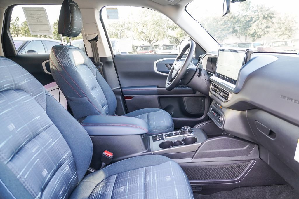 Used 2025 Ford Bronco Sport Heritage w/ Convenience Package image 18