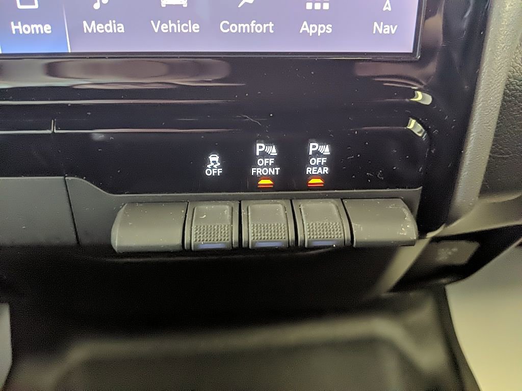 Used 2025 RAM 1500 Laramie image 22